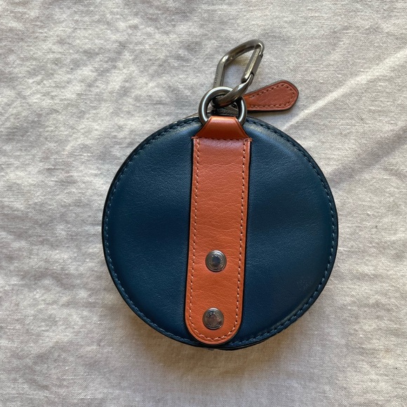 Coach small round zipper accessory multicolor smooth leather - Picture 3 of 9